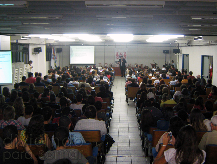 A ciência em busca da alma: da experiência quase-morte à reencarnação, com o professor Darrell Champlin (22/10/2014)