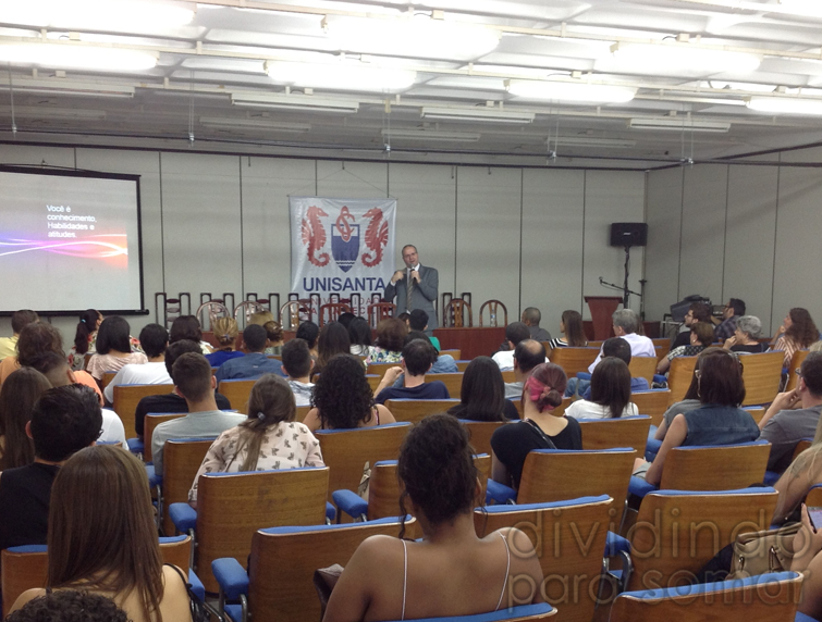 Como falar em público, com o professor Ari Brito (08/11/2016)
